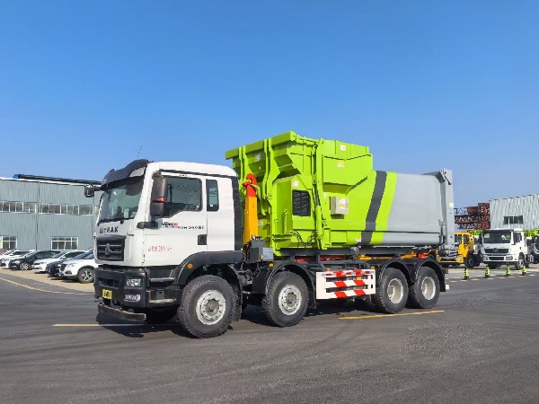 华威驰乐牌SGZ5311ZXXZZ6C5车厢可卸式垃圾车｜中国重汽汕德卡8x4钩臂式垃圾车｜垃圾转运车