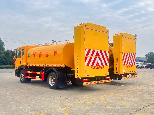 东风多利卡D9高速公路路面养护车【配100K防撞缓冲包】｜华威驰乐牌SGZ5180GPSEQ6绿化喷洒车绿化喷洒车｜防撞缓冲车
