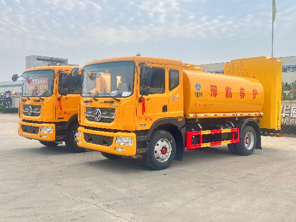 东风多利卡D9高速公路路面养护车【配100K防撞缓冲包】｜华威驰乐牌SGZ5180GPSEQ6绿化喷洒车绿化喷洒车｜防撞缓冲车