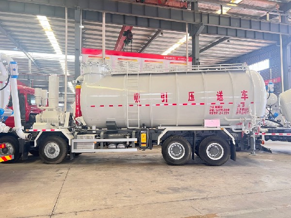 华威驰乐牌SGZ5310GXYZZ6T5吸引压送车｜中国重汽豪沃TX系列 8x4钢厂吸排车｜高温吸排车｜QLC5314GXY6吸灰车｜粉罐车