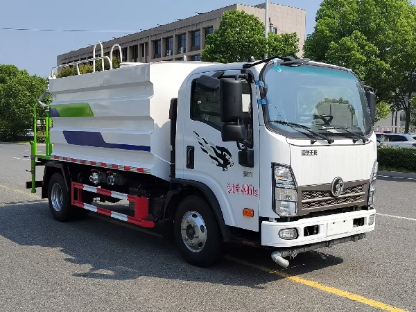 中国重汽成都王牌5-7立方绿化喷洒车｜洒水车｜多功能抑尘车｜雾炮车｜洒水罐车