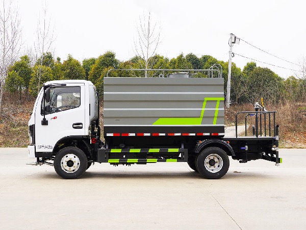 东风多利卡D6洒水车｜4.5吨绿化喷洒车｜福瑞卡F6多功能抑尘车｜5040蓝牌环卫洒水罐车｜环卫作业车