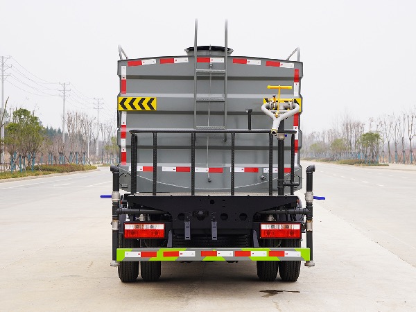 东风多利卡D6洒水车｜4.5吨绿化喷洒车｜福瑞卡F6多功能抑尘车｜5040蓝牌环卫洒水罐车｜环卫作业车