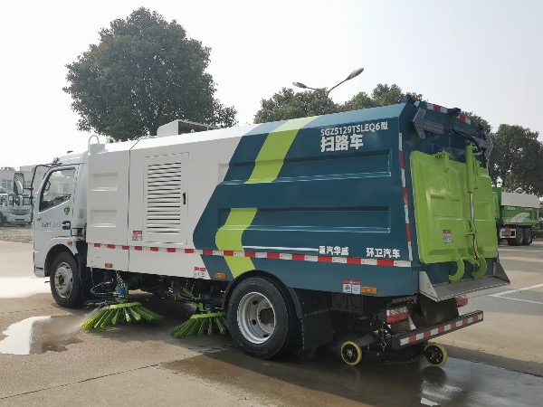 华威驰乐牌SGZ5129TSLEQ6型扫路车｜吸尘车｜东风多利卡D7｜福瑞卡F7系列12吨6立方扫路车