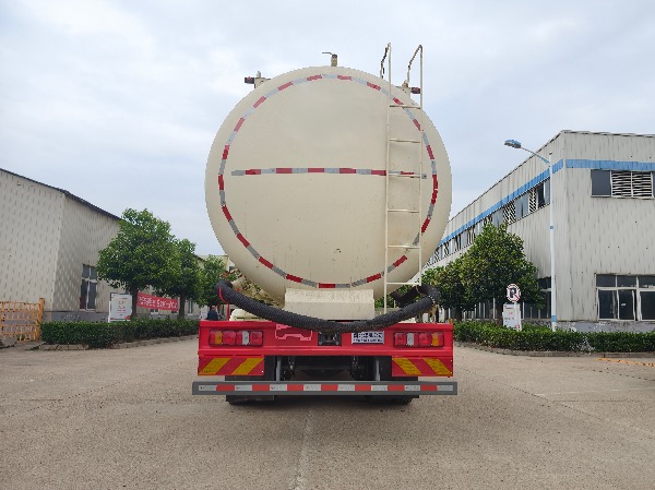 中国重汽 · 豪沃TS7系列重载型8x4纯电动EV新能源干粉罐车｜华威驰乐牌SGZ5310GFGZZBEV型纯电动粉粒物料运输车